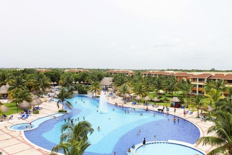 Bahia Principe & Golf Residences Тулум Екстериор снимка